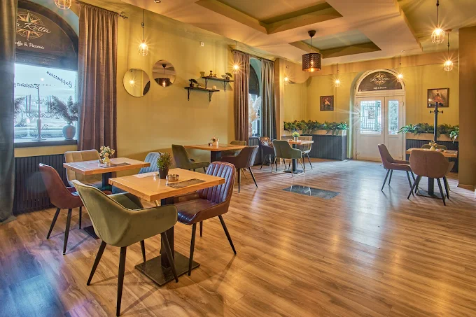 La Rotta - Enterijer restorana i autentična atmosfera 3